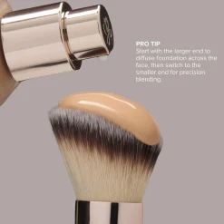 Anastasia Beverly Hills Impeccable Foundation & Face Brush