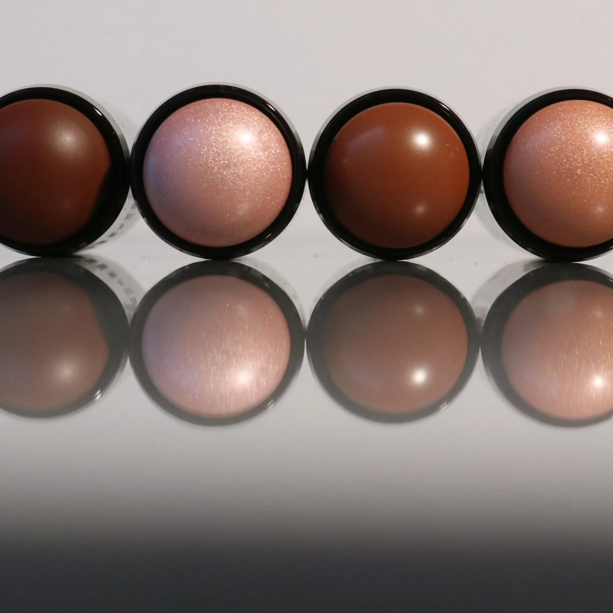 19/99 Beauty Cream Contour Stick 8g (Various Shades)