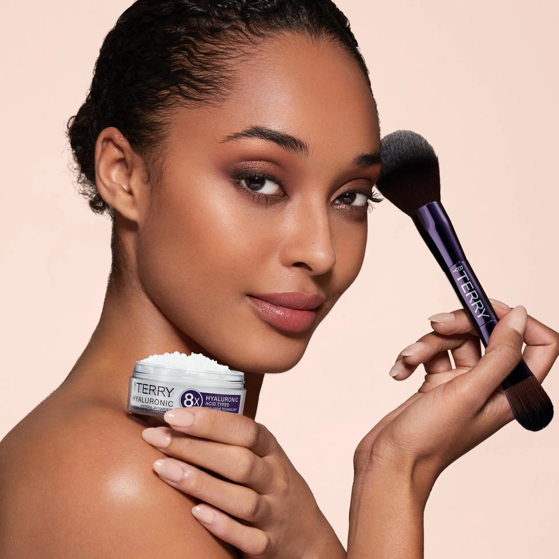 By Terry Hyaluronic Hydra-Powder 8HA