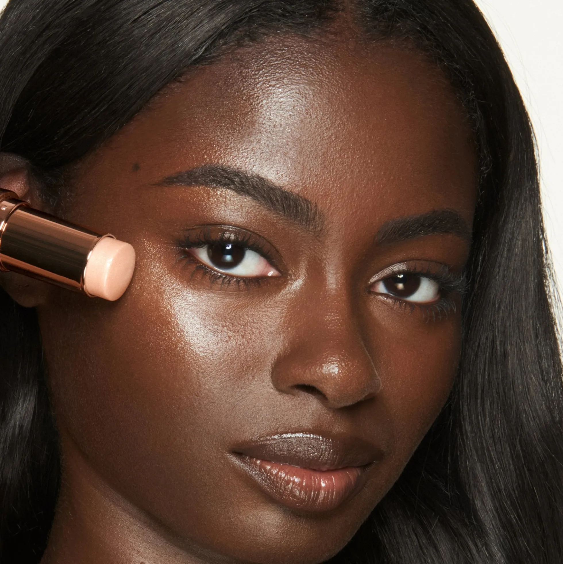 Charlotte Tilbury Unreal Highlighter