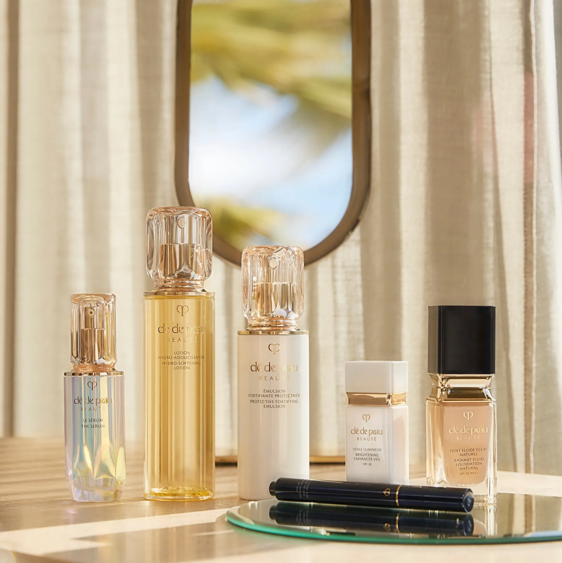 Clé de Peau Beauté Radiant Corrector for Eyes (Various Shades)