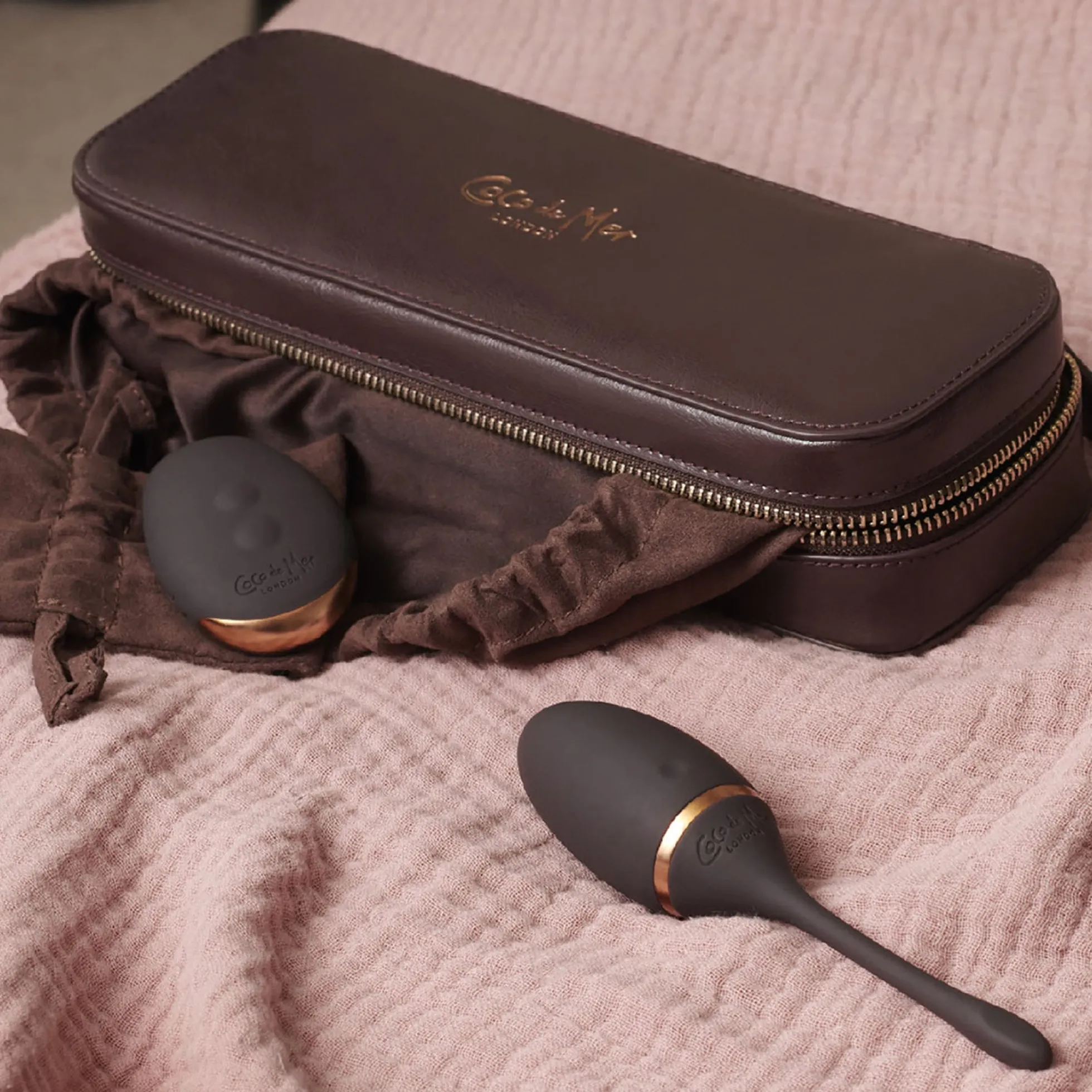 Coco de Mer Pleasure No. 4 - The Remote Egg