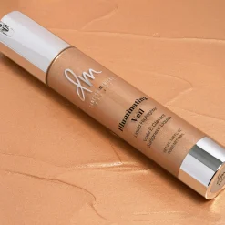 Danessa Myricks Beauty Illuminating Veil