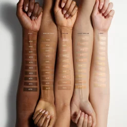 Fenty Beauty Soft'Lit Naturally Luminous Longwear Foundation 32ml (Various Shades)