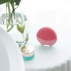 FOREO Luna 4 Mini (Various Shades)
