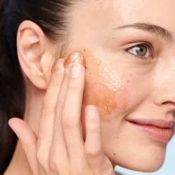 Fresh Sugar Strawberry Exfoliant Face Wash 125ml
