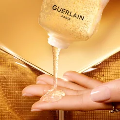 GUERLAIN Abeille Royale Cleansing Care-In-Mousse 175ml
