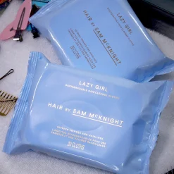 Hair By Sam McKnight Lazy Girl Biodegradable Hair Cleanse Cloths (20 Wipes)