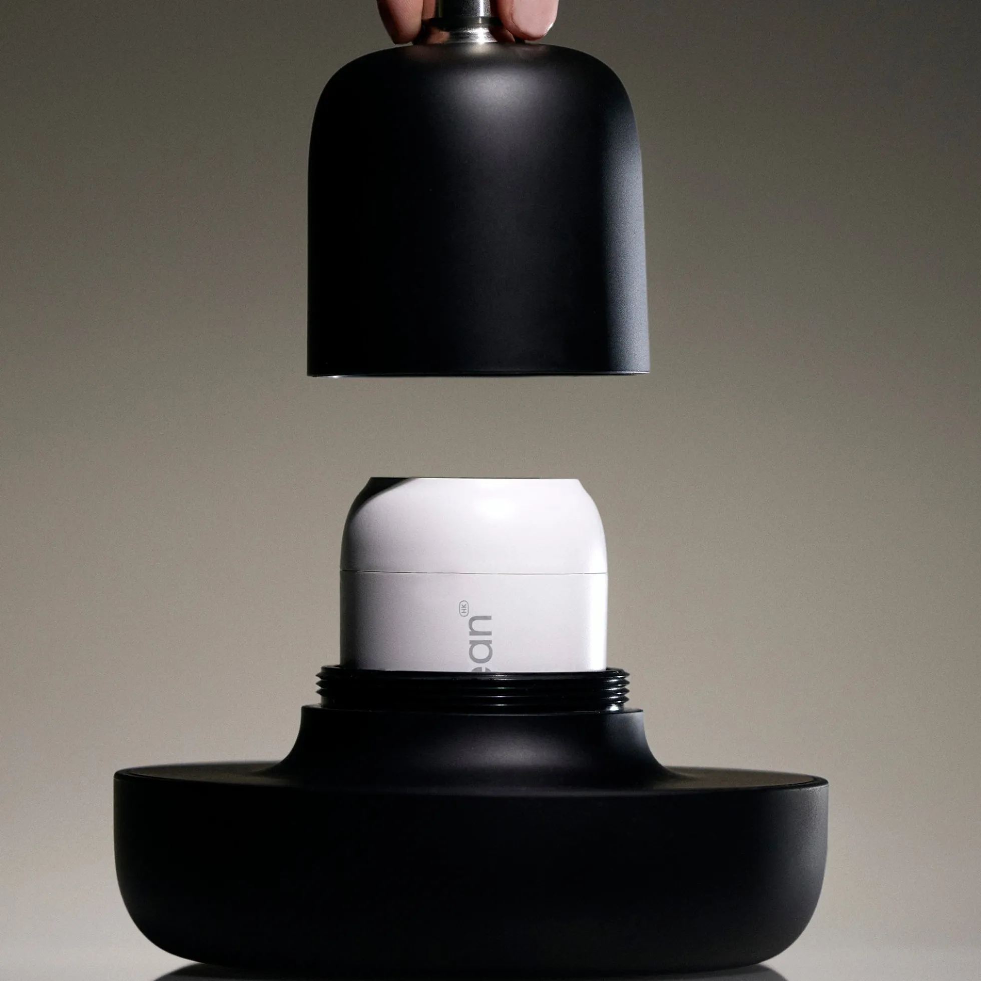 HELLO KLEAN Rain Shower Filter (Black)
