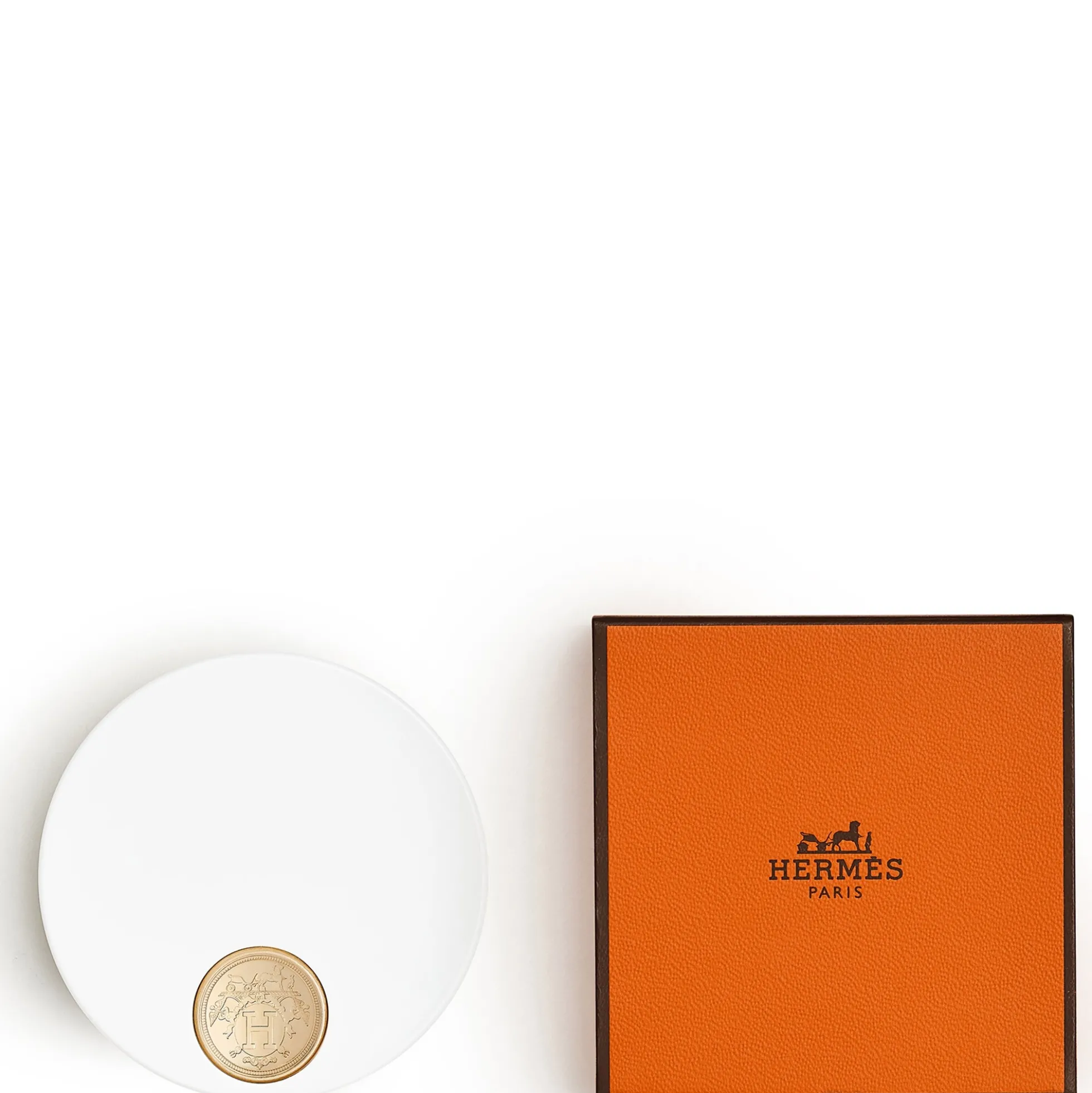 Hermès Plein Air Radiant Matte Powder 01 Nuage 8.5g