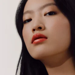 Hermès Rouge Hermès Natural Shiny Lipstick 28 Orange Flash