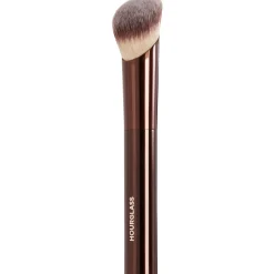 Hourglass Ambient Soft Glow Foundation Brush
