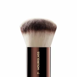 Hourglass Brush No 7 - Finishing