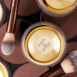 Hourglass Veil Powder Brush