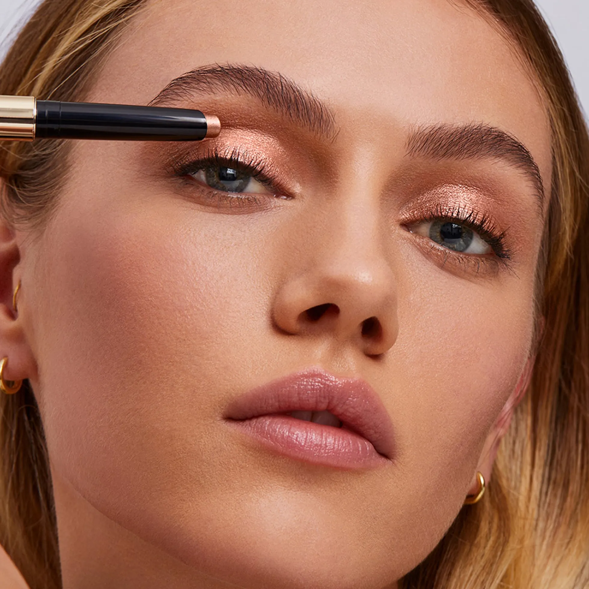 Hourglass Voyeur Eyeshadow Stick 1.5g (Various Shades)