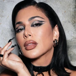 Huda Beauty Pretty Grunge 18W Eyeshadow Palette