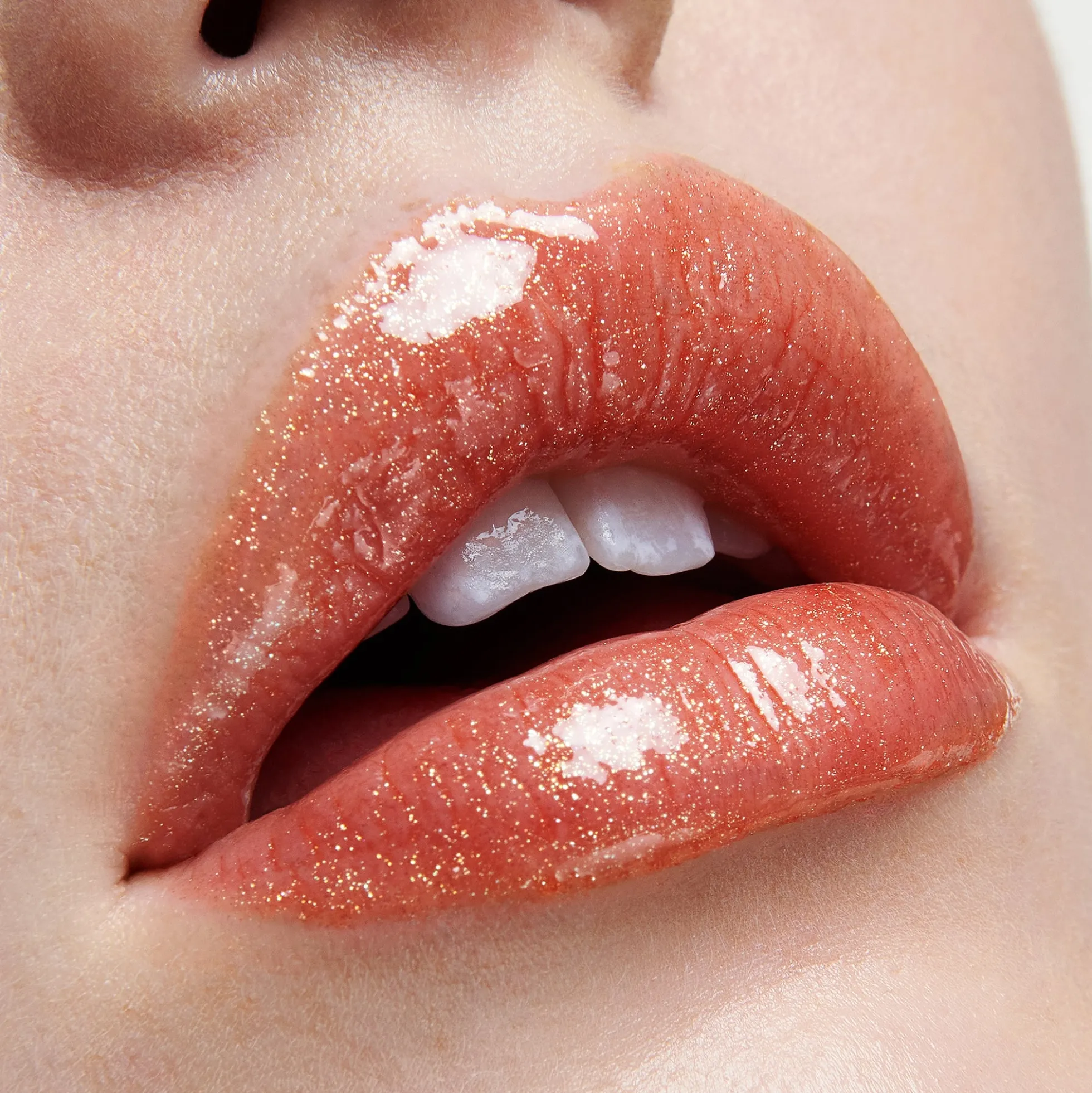 ISAMAYA Lip Lacq 2ml (Various Shades)