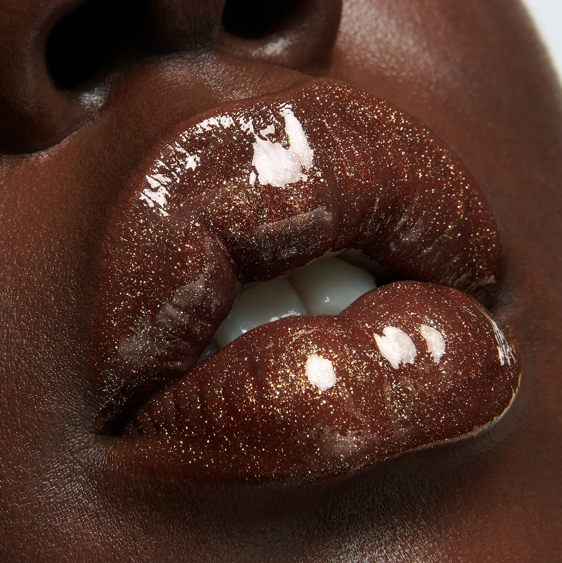 ISAMAYA Lip Lacq 2ml (Various Shades)