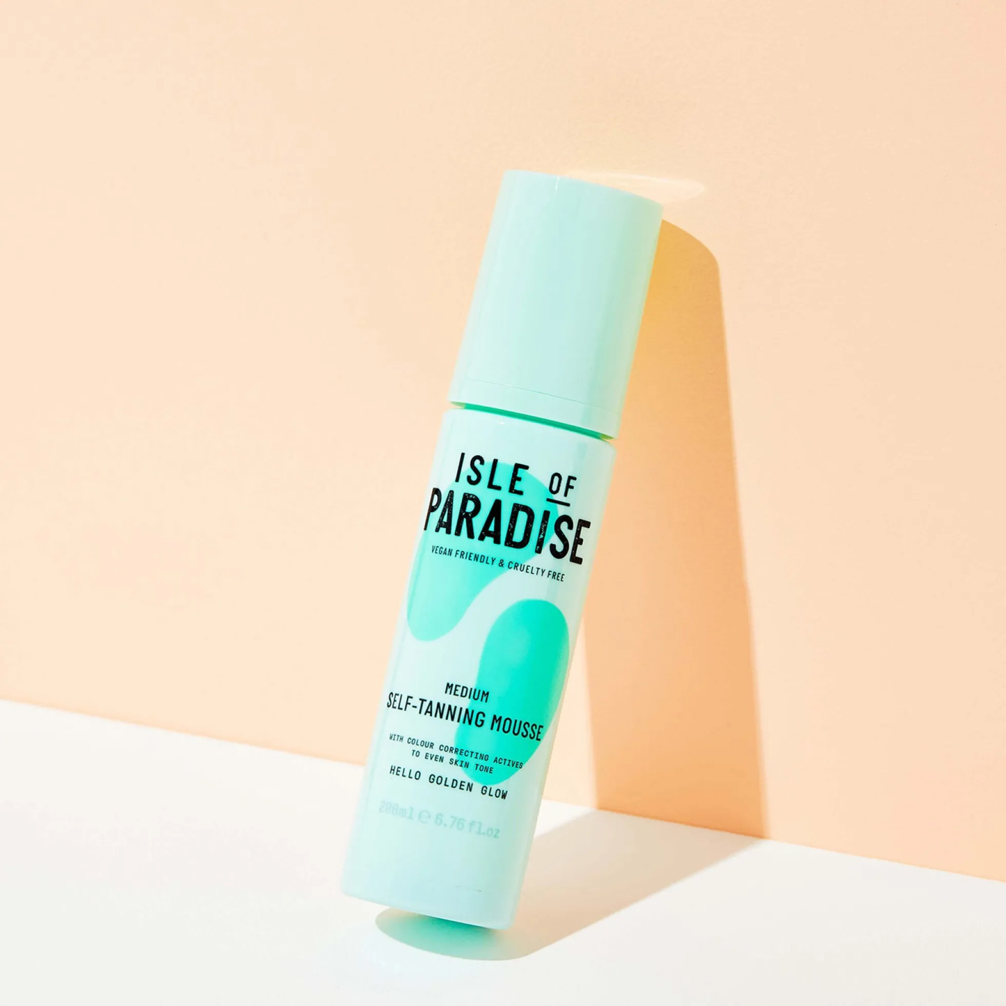 Isle of Paradise Self-Tanning Mousse - Medium 200ml