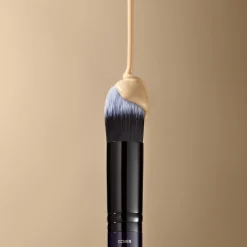 Kevyn Aucoin The Duet Foundation Brush