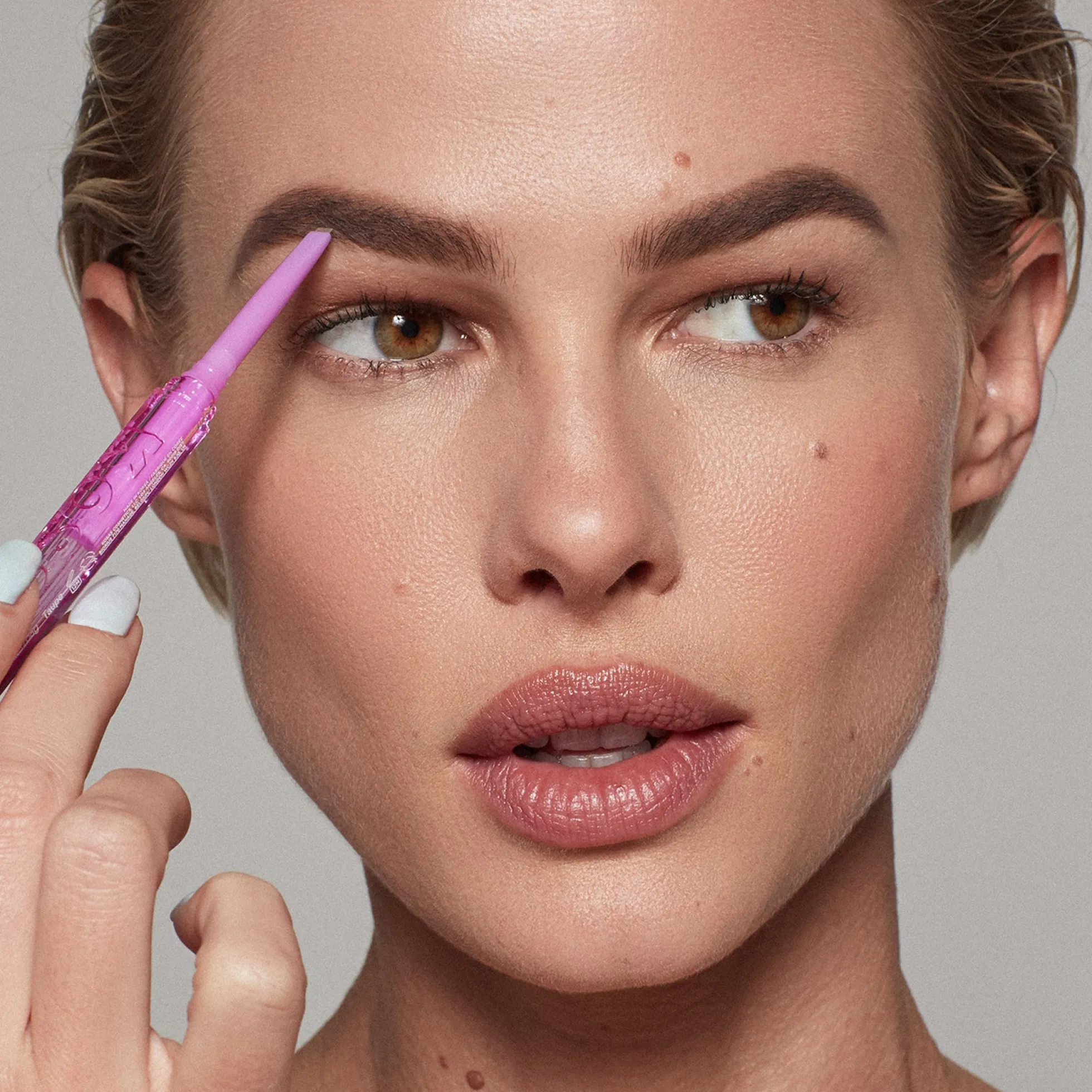 Kosas Brow Pop Dual-Action Defining Pencil 0.08g (Various Shades)