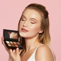 LAWLESS BEAUTY The Little One Talc-Free Eyeshadow Palette
