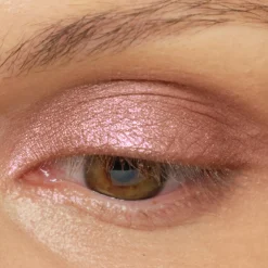 Luminescent Eye