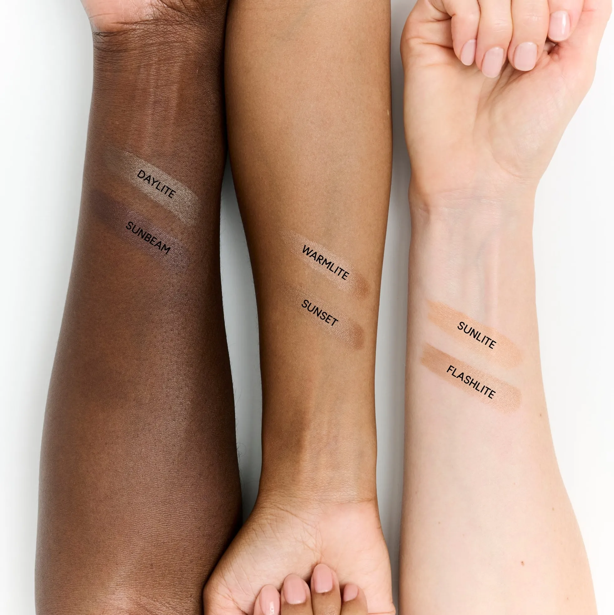 MAC Strobe Beam Liquid Bronzelighter 4.3g (Various Shades)
