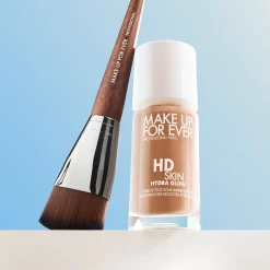 MAKE UP FOR EVER #118 HD Skin Hydra Glow Brush