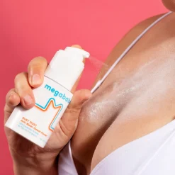 Megababe Bust Dust Anti-Boob Sweat Powder 85g