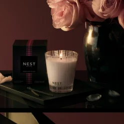 NEST New York Rose Noir And Oud Classic Candle 8.1 Oz