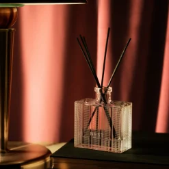 NEST New York Rose Noir And Oud Reed Diffuser 5.9 Fl.Oz/175 Ml