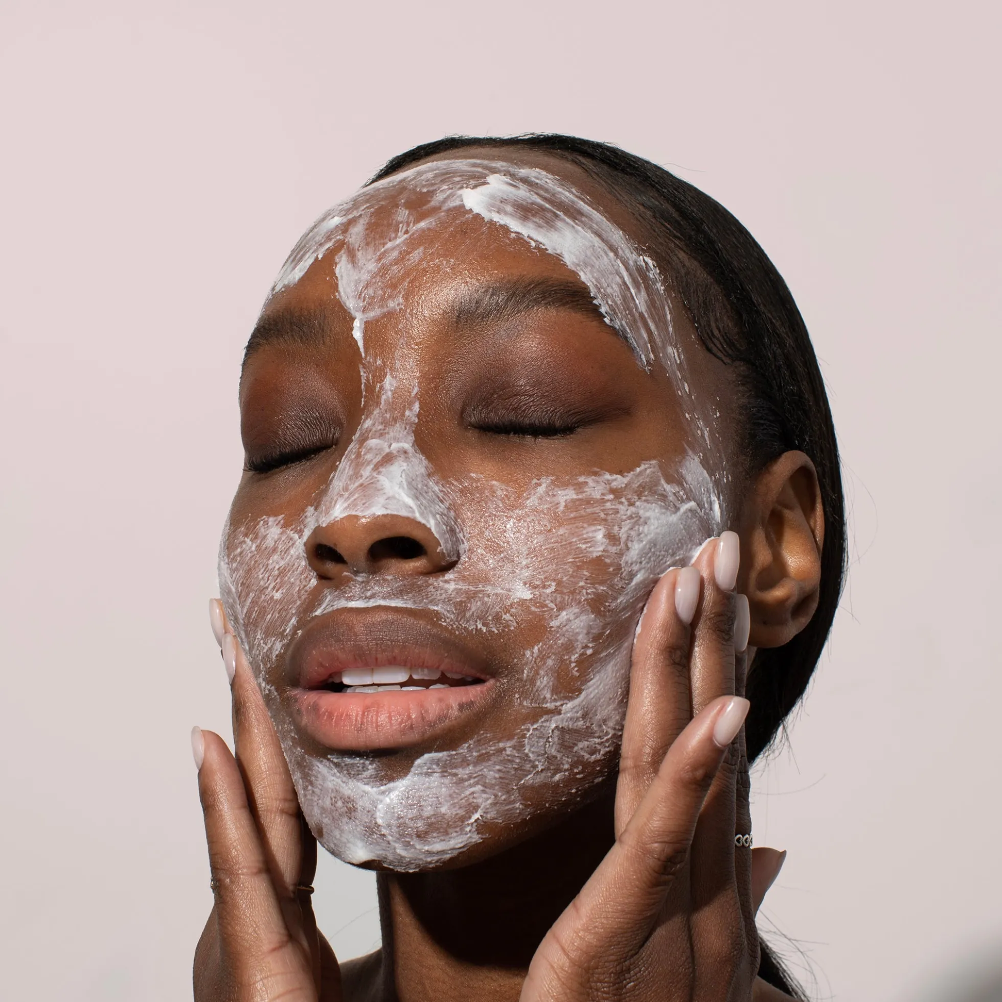 Odacite Jojoba Pearls Daily Hydra Exfoliant 170g