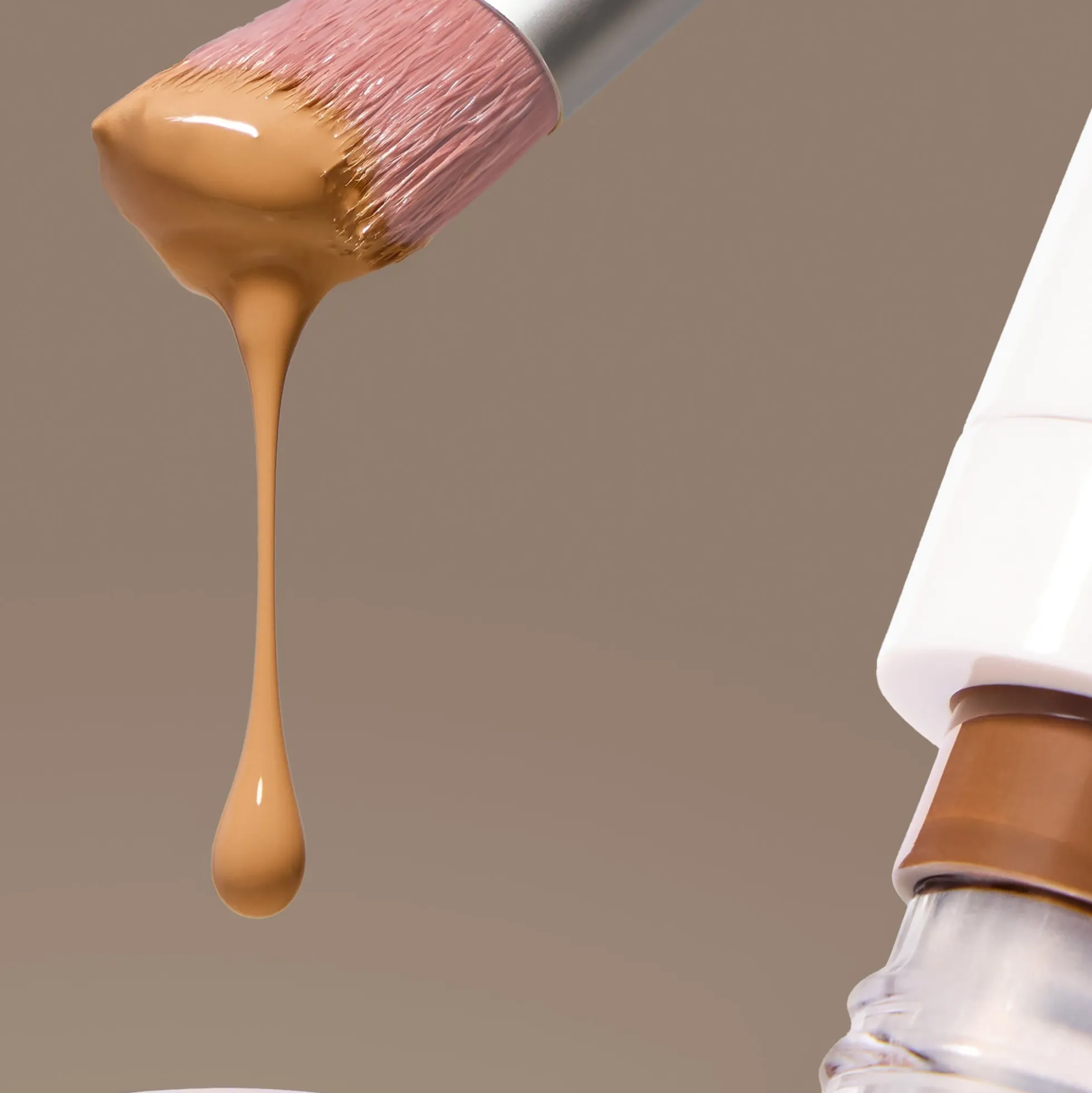 RMS Beauty Skin2Skin Concealer Brush