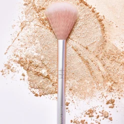RMS Beauty Skin2Skin Fan Brush