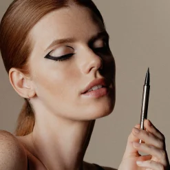 Sisley Paris Ligne Noire Eyeliner 1 Deep Black