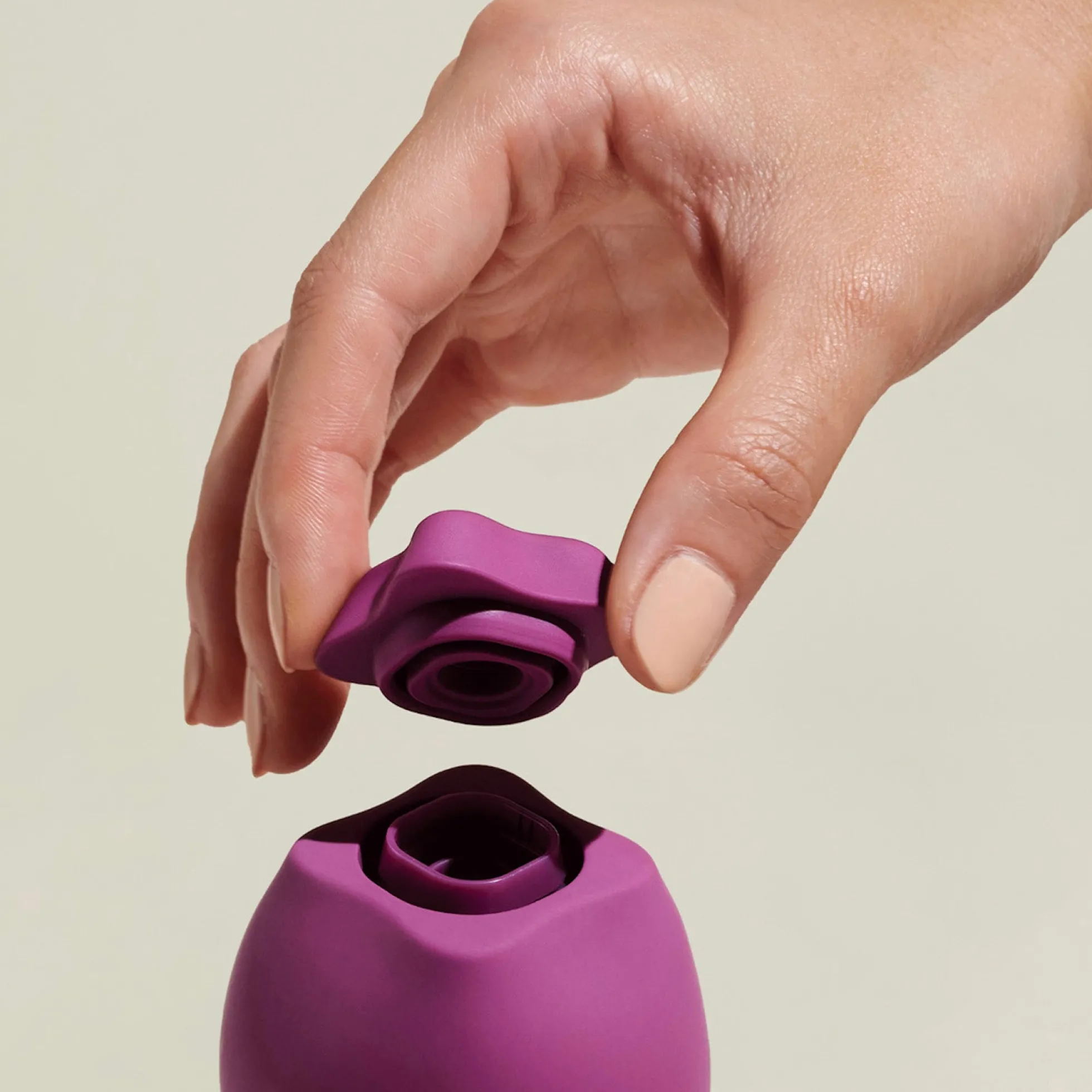 Smile Makers The Poet - Powerful Suction Vibrator