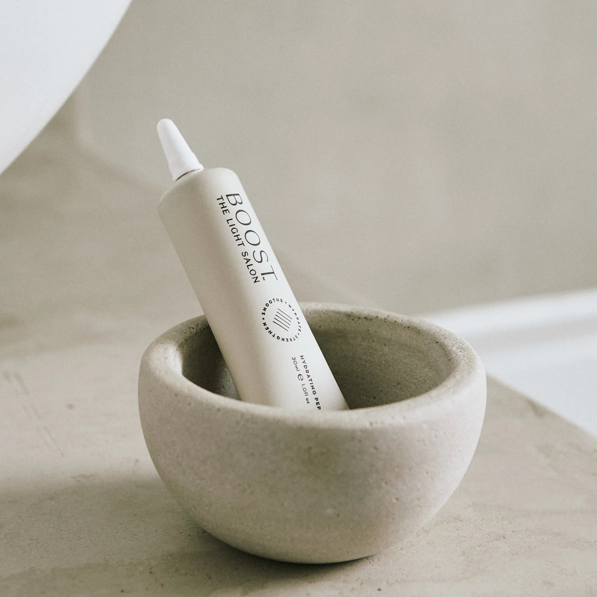 The Light Salon Hydrating Peptide Serum 30ml