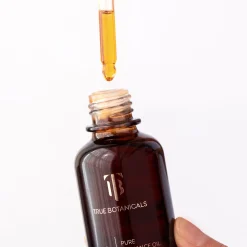 True Botanicals Calm Pure Radiance Oil 30ml