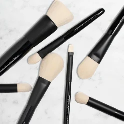 Westman Atelier Foundation Brush
